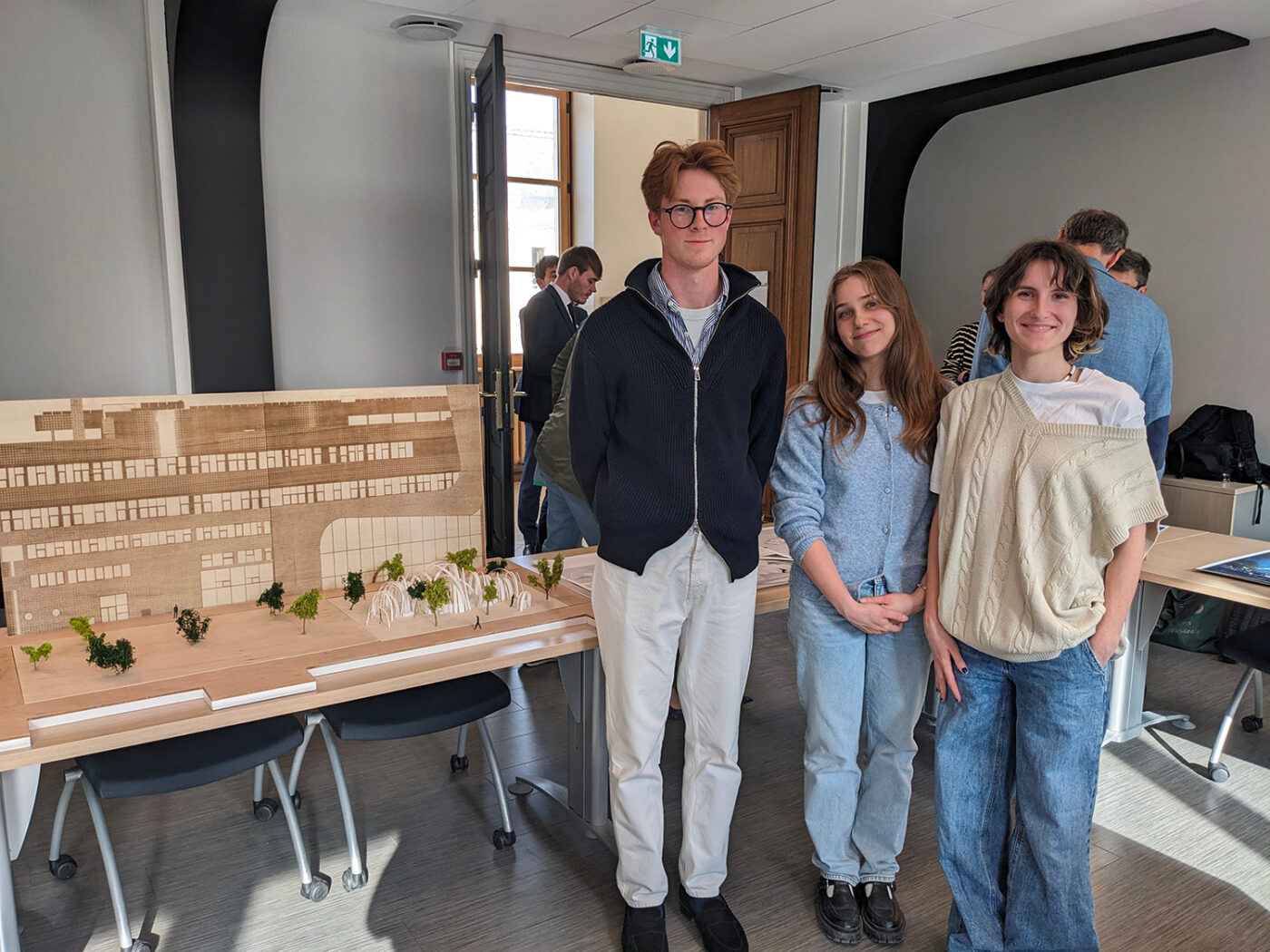 Présentation du projet "À la croisée des chemins" à l'Hôtel de Ville de Reims